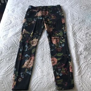 7 for All Mankind skinny leg dark floral denim